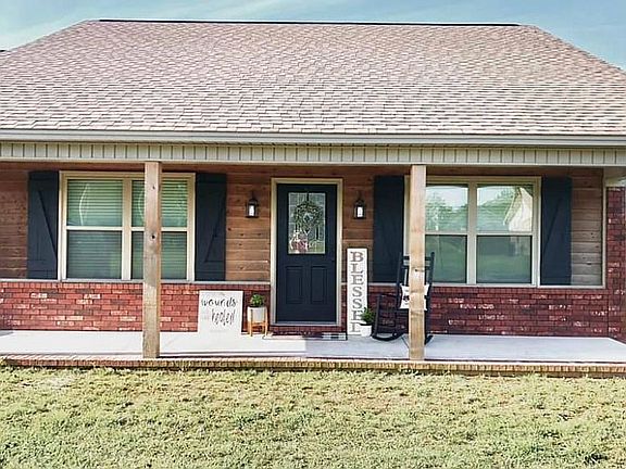 2nd image of 11 Letta Dr