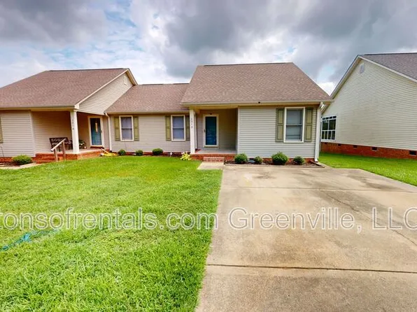 121B Hipps Ave, Simpsonville, SC 29681