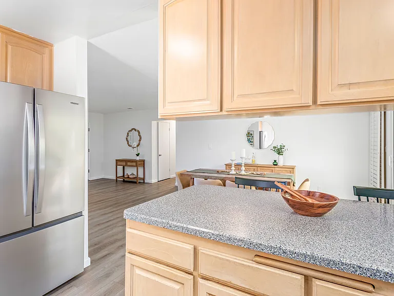 4905 Rhoads Ave — Photo 12