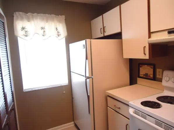 8300 Plaza Gate Ln APT 1161, Jacksonville, FL 32217