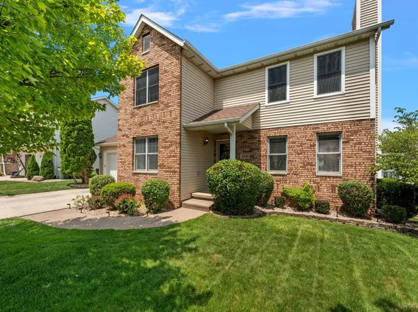 2558 Calaveras Dr, Valparaiso, IN 46385