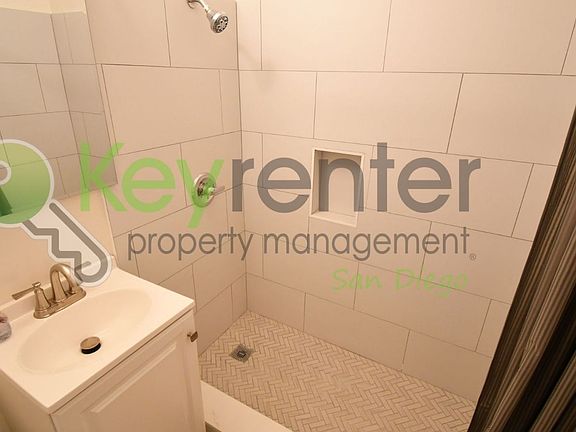 2nd image of 4580 33rd St #2