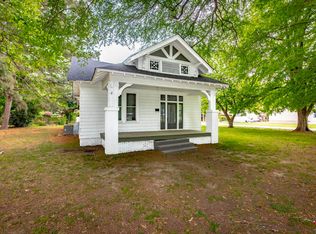 400 NE 1st St, England, AR 72046