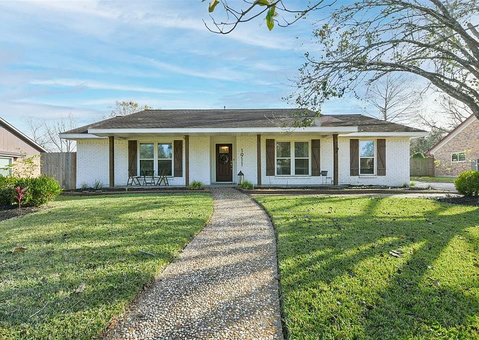 1st image of 1911 Aggie Lane