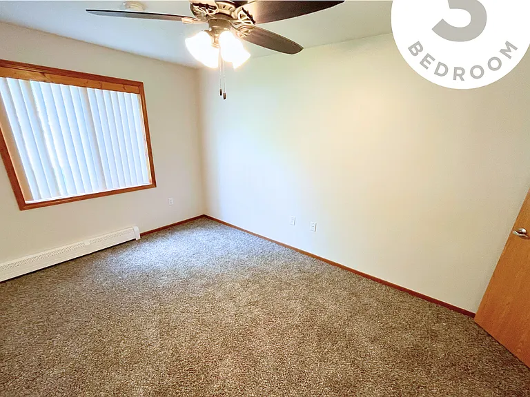 Shenandoah 48-Unit (Valley View Apartments) — Photo 26