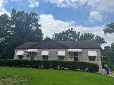 3415 Saint Mark Ln, Saint Ann, MO, 63074