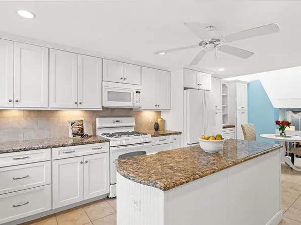 500 Ocean St #117, Barnstable, MA 02630