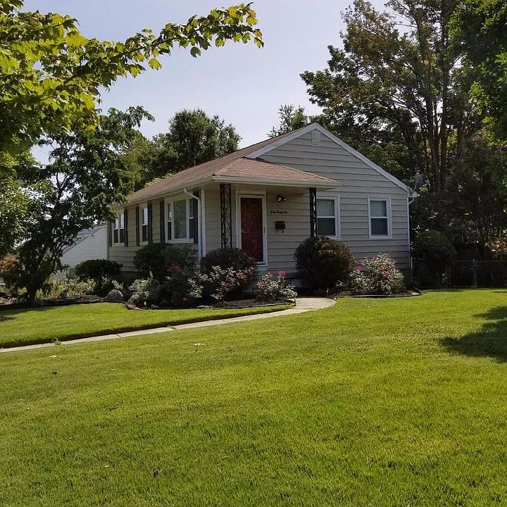 Exterior (Front)