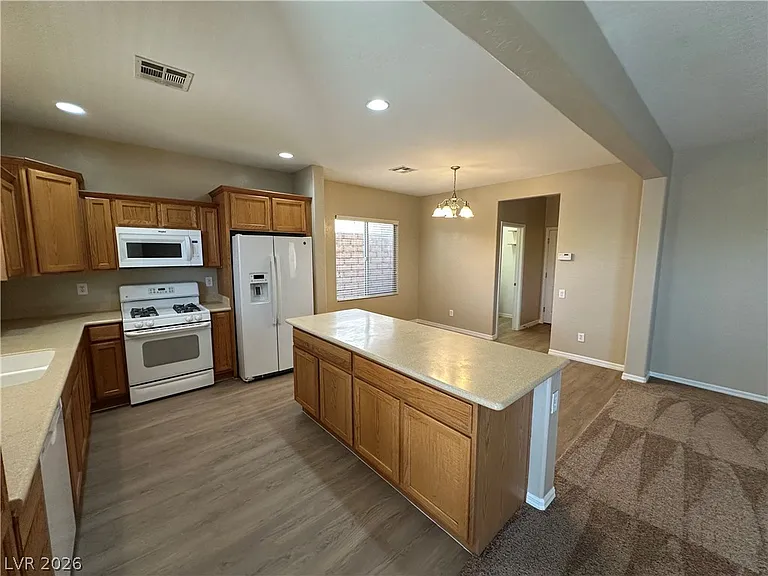 11905 Alava Ave — Photo 5