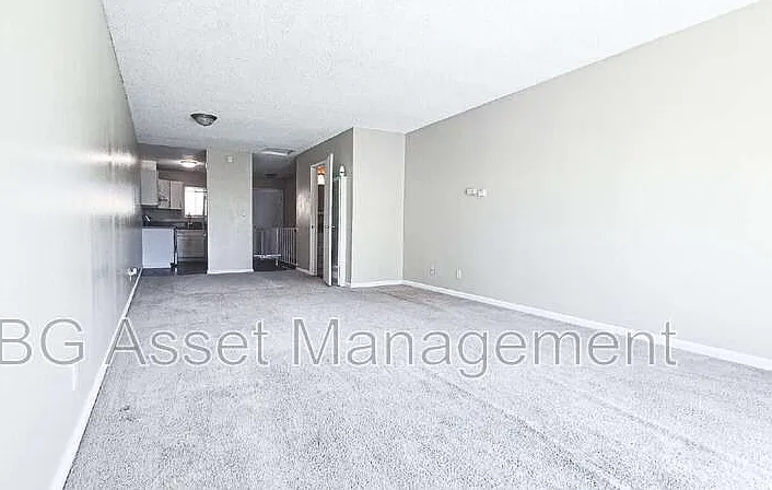 112 Avian Dr — Photo 12