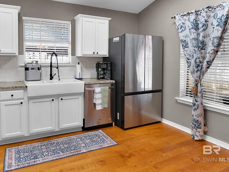 8254 Magnolia Village Dr S — Photo 14