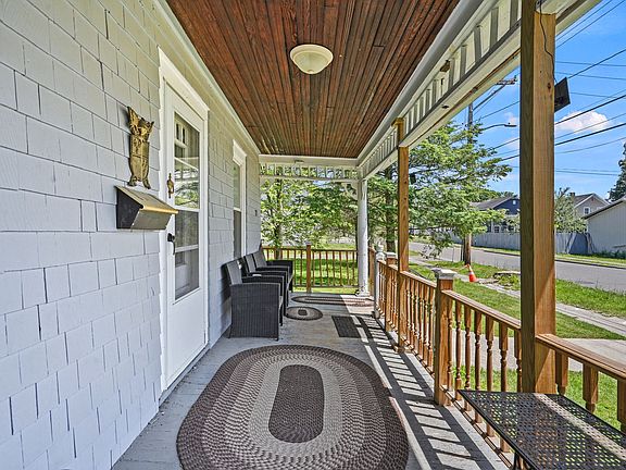5th image of 77 George St