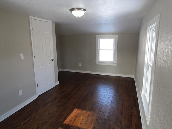 5th image of 2511 W 45th Ave