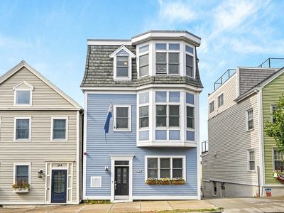 246 Bunker Hill St #3, Charlestown, MA, 02129