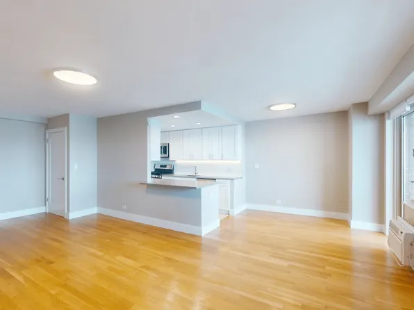 80 North Moore Street image 1 of 13