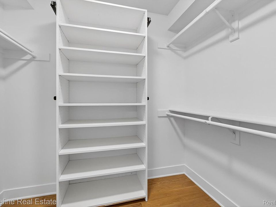 722 E Parent Ave, photo 23