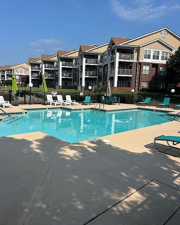 1st image of 18415 Harborside Dr