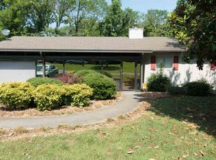 Hillcrest Cir, Etowah, TN 37331