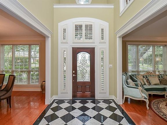 3rd image of 4403 Heatherwilde St