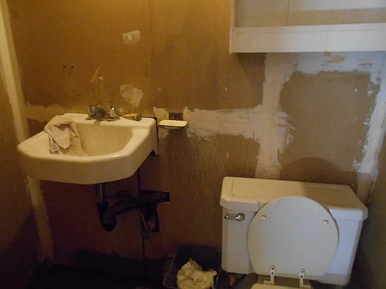 1202 5th St — Photo 17