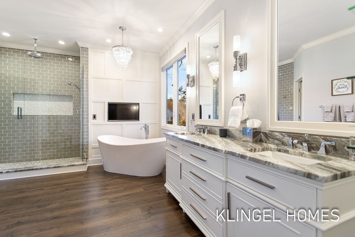 next background image