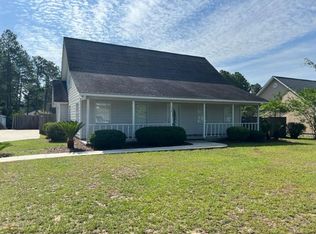 176 Oakwood Cir, Douglas, GA 31535