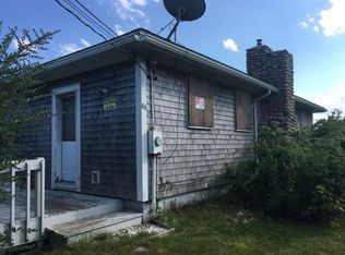 88 3rd St, Westport, MA 02790