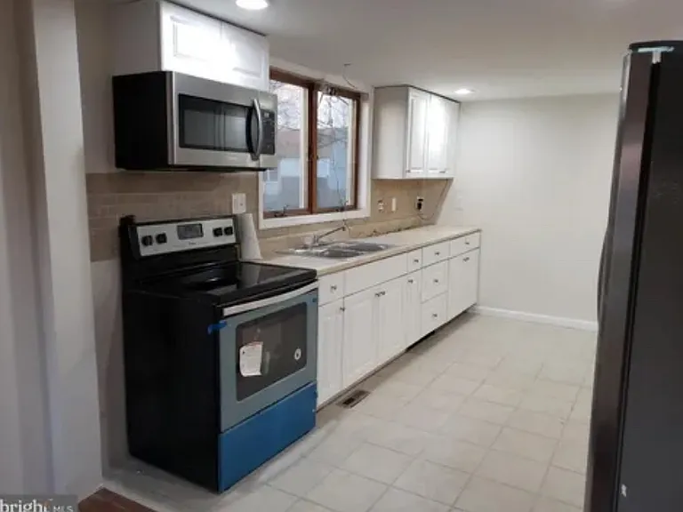 52 Mill St — Photo 3