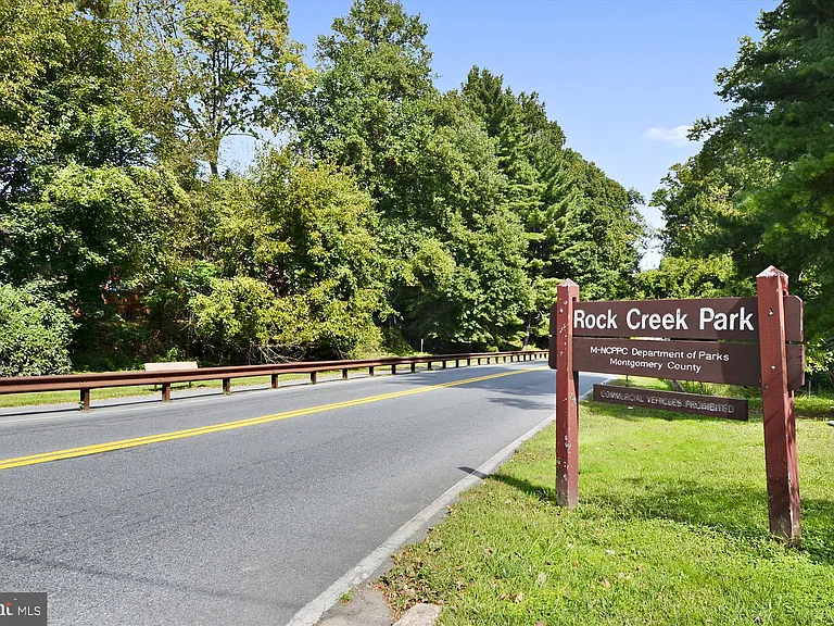 10500 Rockville Pike #1120 — Photo 34