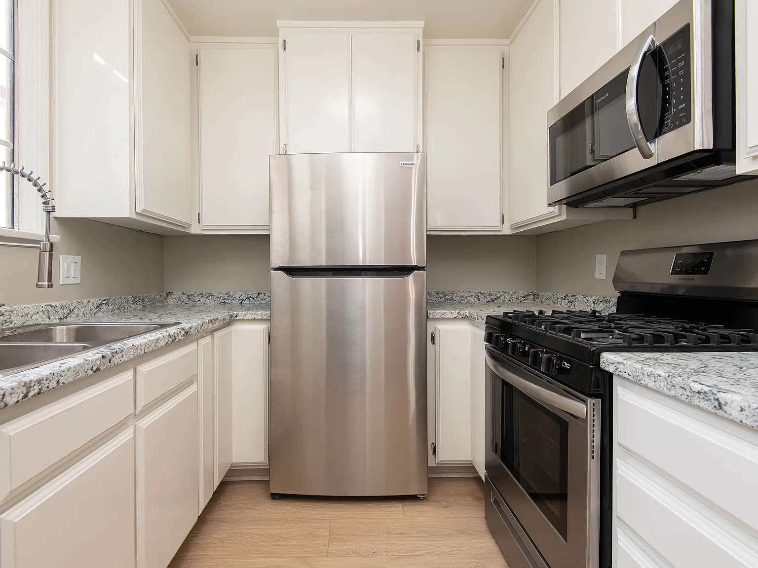 1 bed, 665 sqft, $2,395 — Photo 4