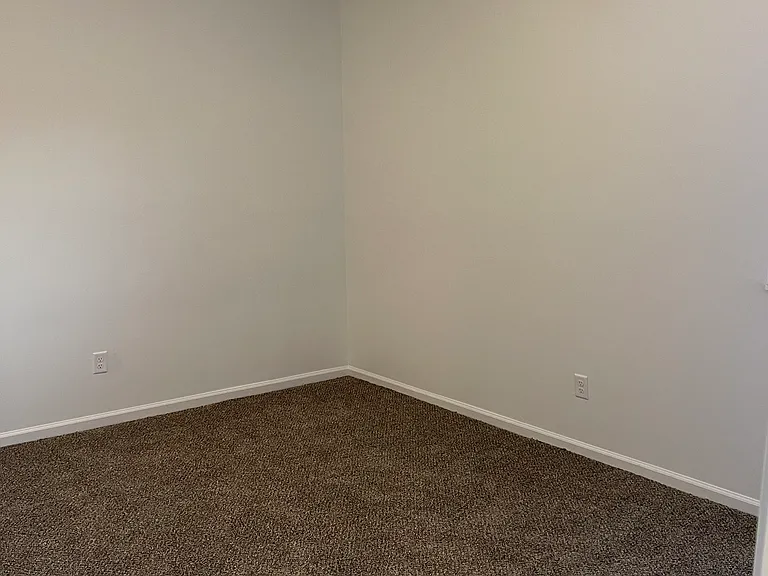 1020 E Main St #5 — Photo 15