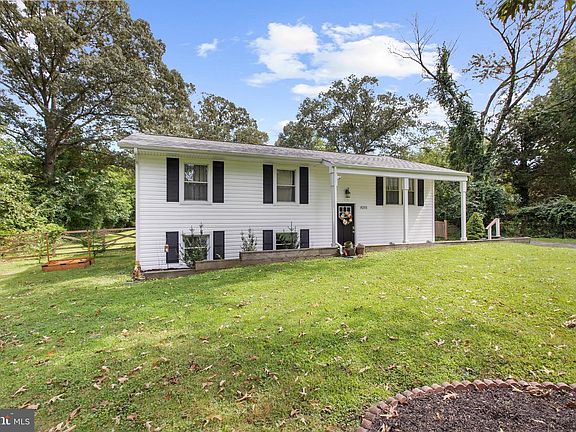 2nd image of 8201 Bodkin Ave