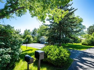 24 Lindenwood Dr, Littleton, CO 80120