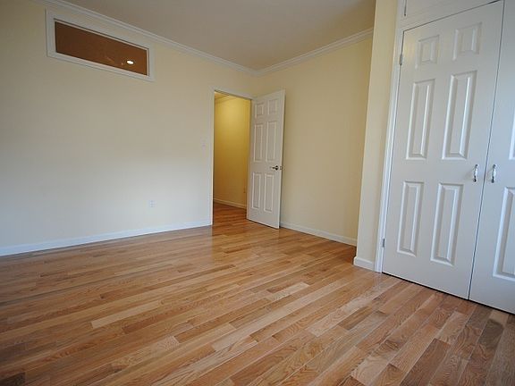 3rd image of 63 Sullivan St #3EW