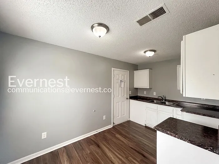3333 Kristy Dr — Photo 5