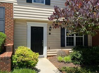 110 Aaron Pl APT 305, Lynchburg, VA 24502