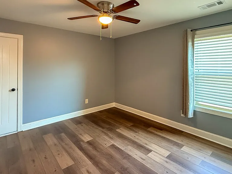 338 Brookstone Dr — Photo 15