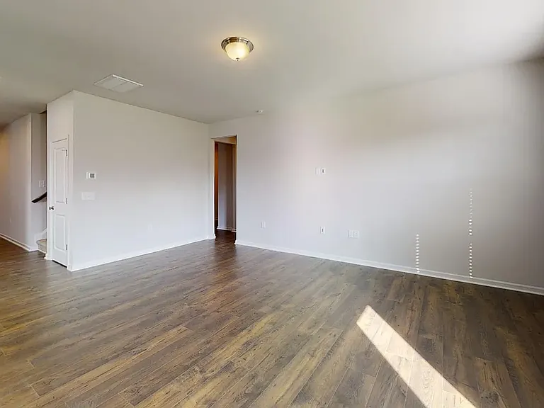 333 Whispering Wind Way — Photo 3