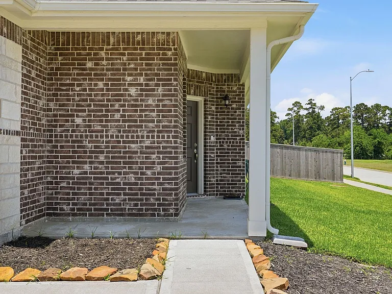 10406 Milford Woods Ln — Photo 5
