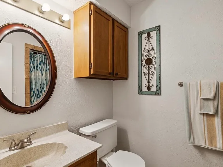 2231 Bunker Hill Dr — Photo 15