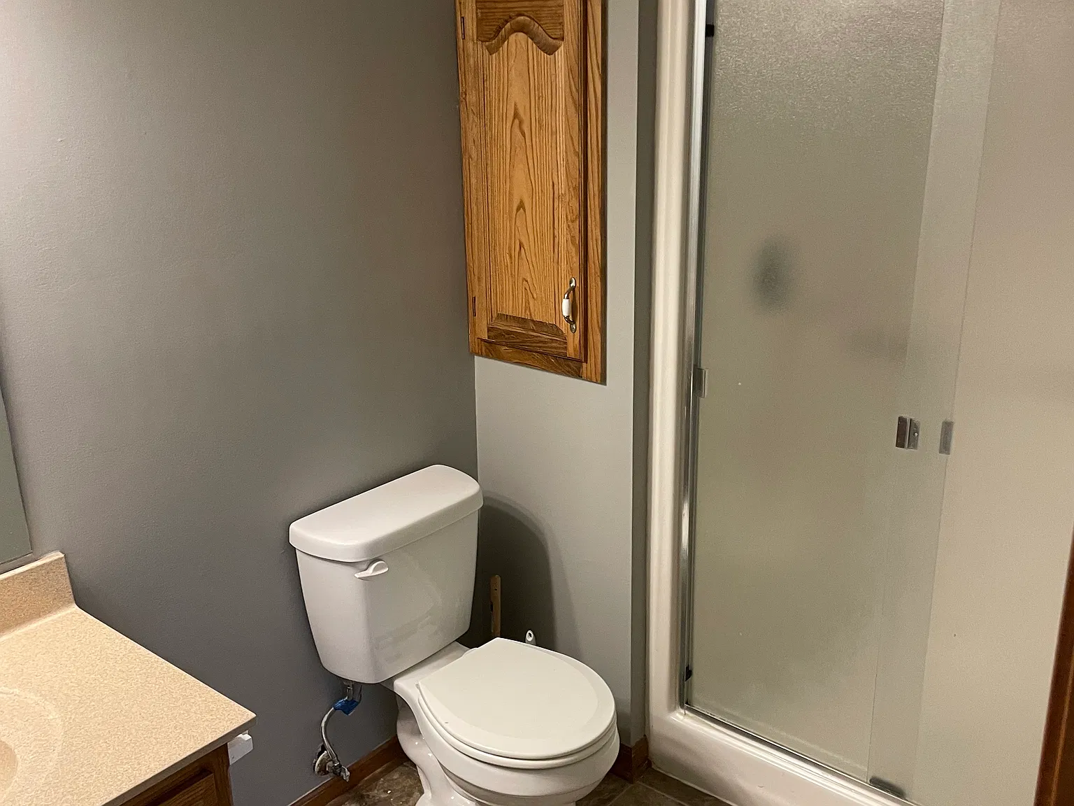 3 bed, 2400 sqft, $1,900 — Photo 4