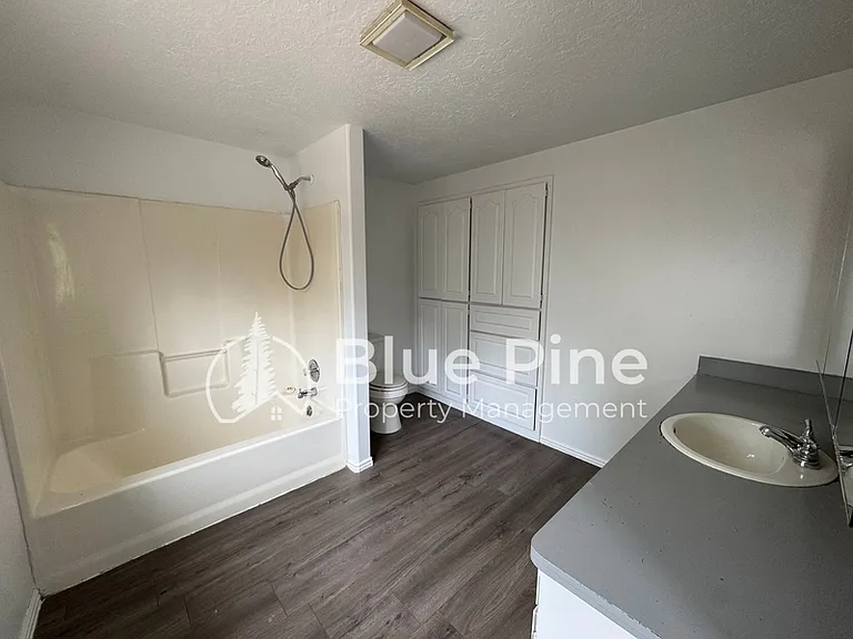 1861 Gallup St — Photo 13
