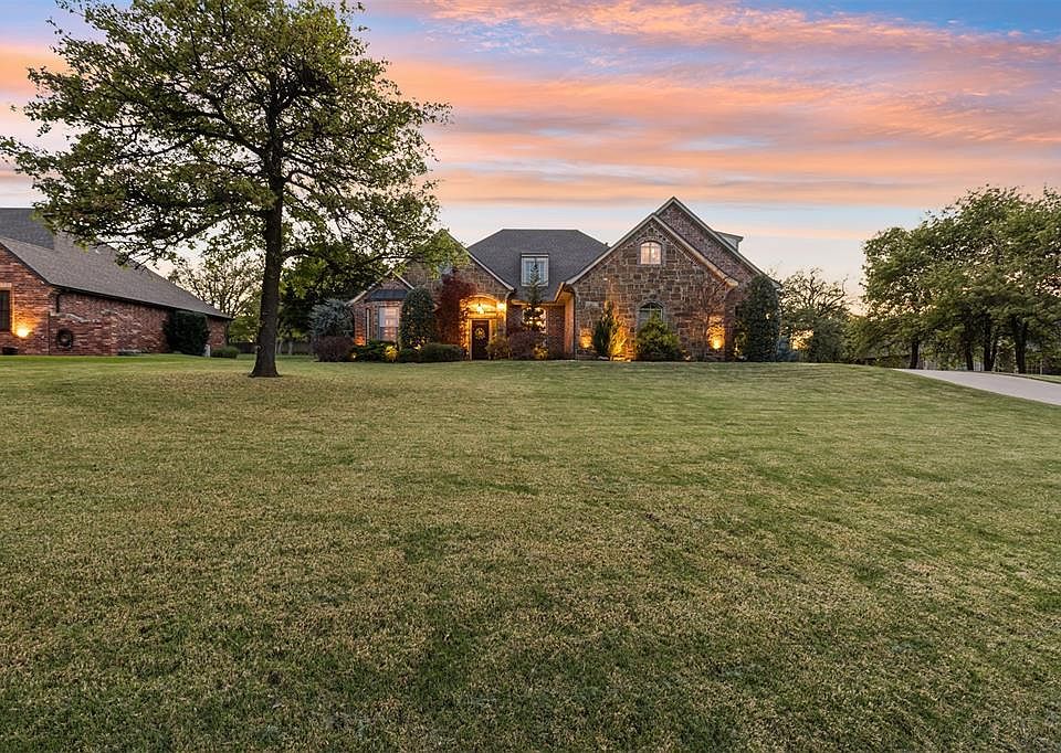 1st image of 8863 Belcaro Dr