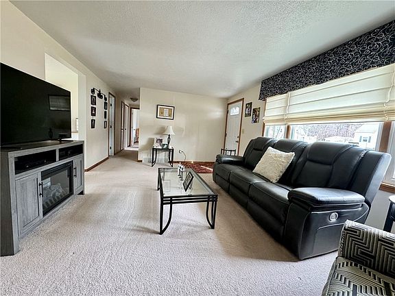 5th image of 1156 Lake St