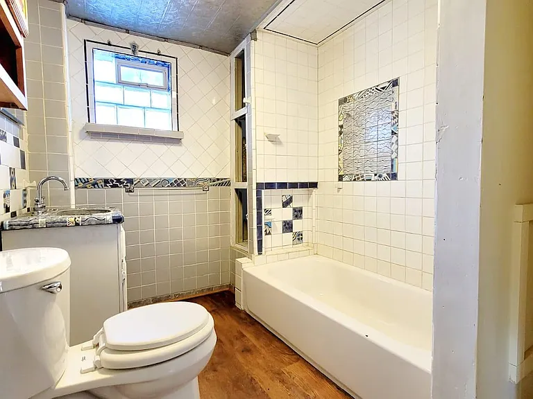 1819 S Taylor St — Photo 10