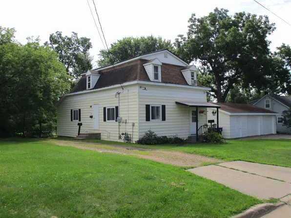 332 National Ave, Medford, WI 54451
