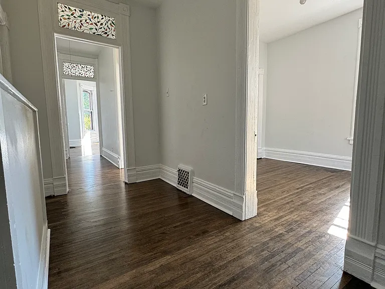 300 Douglas Ave #300 — Photo 27