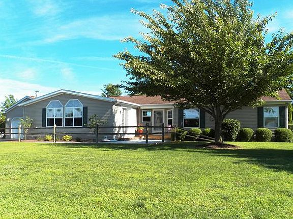 5th image of 66 Saddlebrook Dr