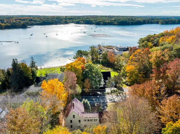 51 River Road, Newcastle, ME 04553