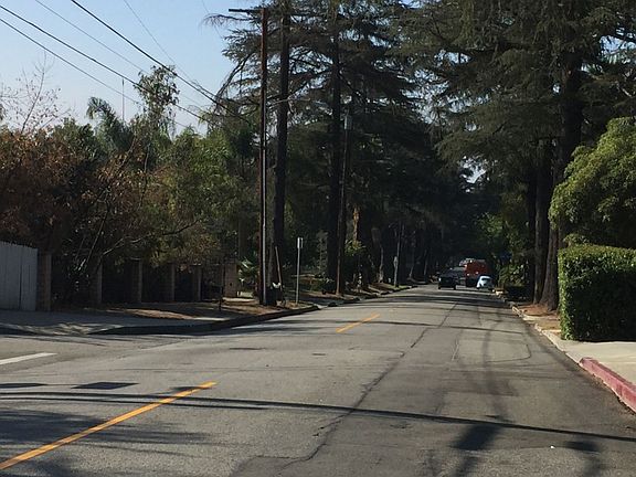 5th image of 3225 Fair Oaks Ave